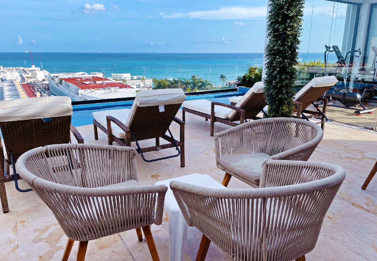 Apartment in Playa del Carmen - One Paralia 404; Estudio en Playa del Carmen