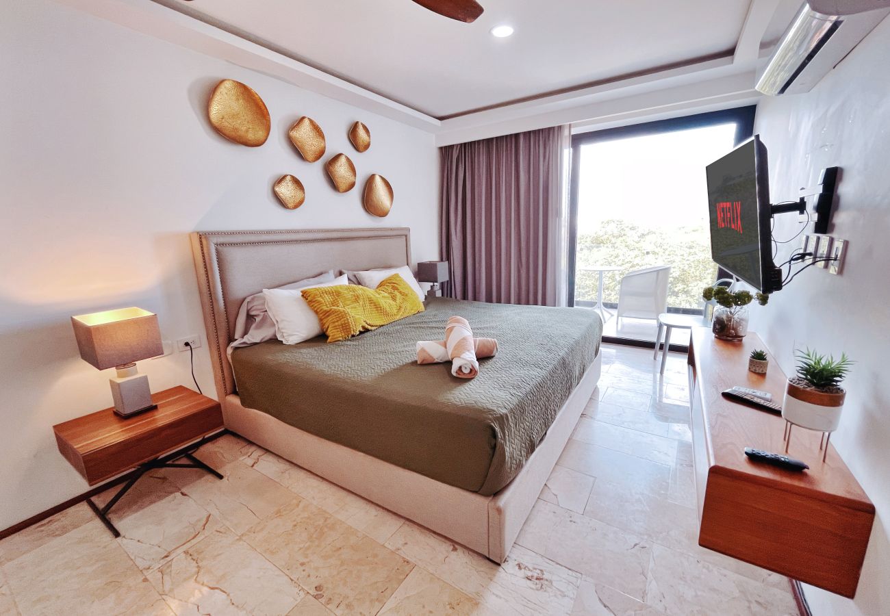 Apartment in Playa del Carmen - One Paralia 403; Estudio en Playa del Carmen