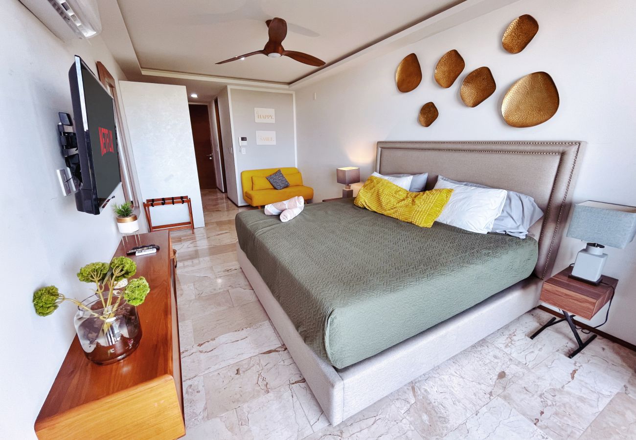 Apartment in Playa del Carmen - One Paralia 403; Estudio en Playa del Carmen